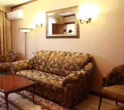 Двухместный люкс двуспальная кровать в Научно-производственное объединение машиностроения