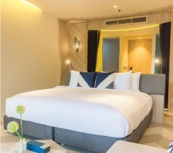 Номер SIS Directly Access Into a Jacuzzi Pool в The SIS Kata Resort — Adult Only