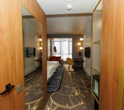 Номер Classic Superior с двумя односпальными кроватями в Mercure