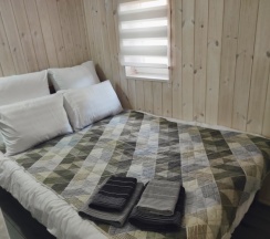 Коттедж с красивым видом из окна в Seven Lodge