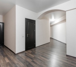 Двухместные апартаменты с 3 комнатами с балконом и с видом на море двуспальная кровать в Дом Москвы