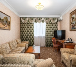 Президентский Люкс в Чеботарёвъ