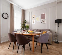 Апартаменты с 2 комнатами с балконом и с видом на город в GM Apartments