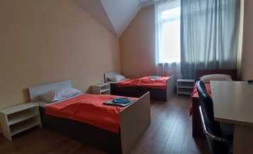 Кровать в общем номере (мужской номер) в Порт 55