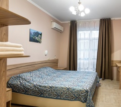 Двухкомнатные апартаменты в Гостевой дом на Декабристов