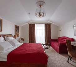 Делюкс в Боголюбский