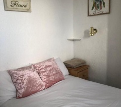 Семейный номер Standard в The Melrose Hotel