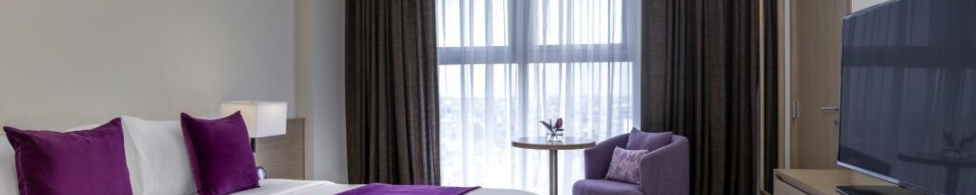 Двухместные апартаменты двуспальная кровать в Mercure Hai Phong