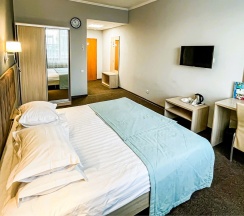 Номер 1 категории 1 большая кровать в Беловодье