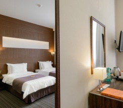 Двухместный люкс двуспальная кровать в Park wood hotel