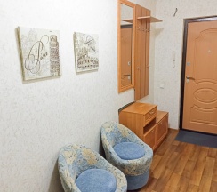 Апартаменты Comfort с балконом в Квартира с модными кроликами и большой площадью в Орбите