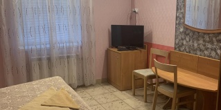 Пыра: Отель Понаехали