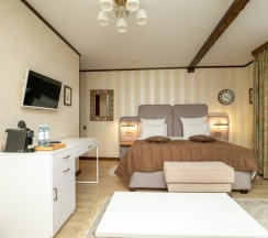 Люкс с красивым видом из окна в Губернский