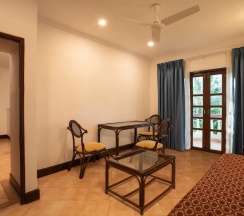 Люкс в Coconut Grove Beach Resort