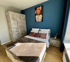 Квартира в Апартаменты на улица Лётчика Ларюшина, 6к2