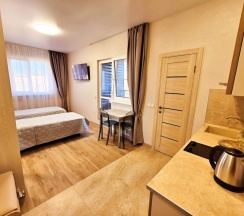 Двухместная студия Мансарда с балконом и с красивым видом из окна 2 отдельные кровати в Милана