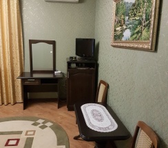Двухместный номер Standard с красивым видом из окна двуспальная кровать в Нальчик Холл