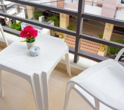Двухместный номер Economy с балконом двуспальная кровать в Nouveau Guesthouse
