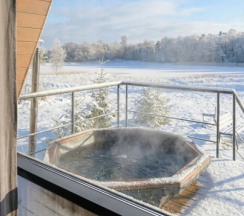 Дом древесный люкс с банным чаном №6. Первая линия. Можно с собаками в Трофимов Берег