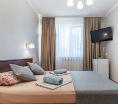 Двухместный номер Standard с балконом и с красивым видом из окна двуспальная кровать в Гостевой дом