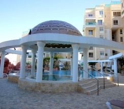 Апартаменты с 2 комнатами с балконом в Sunset apartment's Residence du Golf