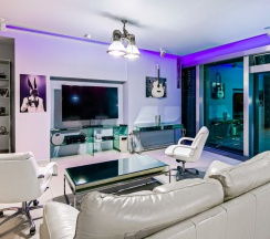 Fly River в Flyapartments