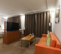 Люкс в Sunrise Hotel 日升酒店