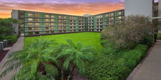 Лейк Буэна Виста: Курортный отель Wyndham Garden Lake Buena Vista Disney Springs Area
