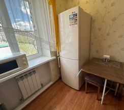Квартира в Апартаменты на 22 Партсъезда 100