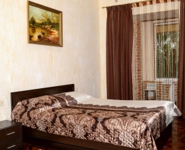 Двухместный номер Superior с балконом и с видом на город двуспальная кровать в Льгов