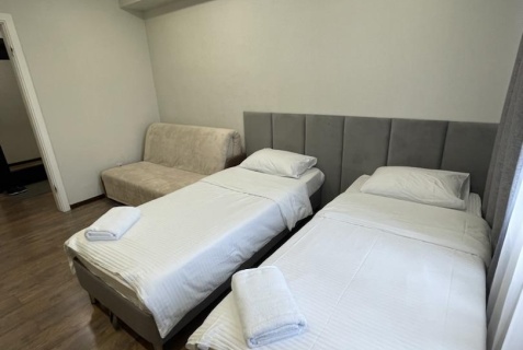 Салехард: Апартаменты Илне Двухкомнатные квартиры на Арктической 12