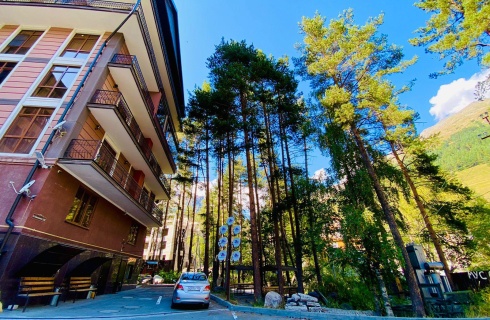 с. Терскол: Мини-отель Две Вершины