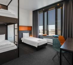 Стандарт 3-местный с 2-х ярусной кроватью в Delta Sirius