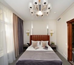 Улучшенный номер в Design Hotel Senator