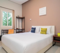 Номер Superior в Urbanview Hotel Bubusini Batu by RedDoorz