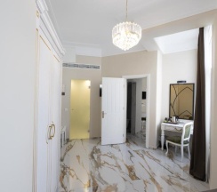 Семейный номер Deluxe в Modern Luxury Hotel