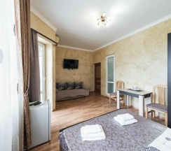Четырехместный номер с балконом в SunCityHotels