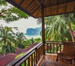 Бунгало с видом на море в Railay Garden View Resort