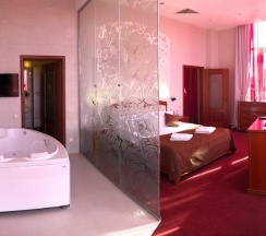 Апартаменты Люкс (Корпус 4*) в Triumph Hotel