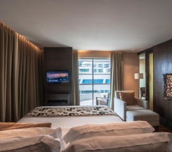 Люкс с видом на океан в A-One Pattaya Beach Resort