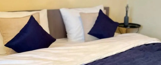 Номер Standard с балконом и с красивым видом из окна в Квартира Уютная на Симоненкова