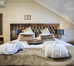 HOTEL 24 D в Exclusive Hotel&Apartments