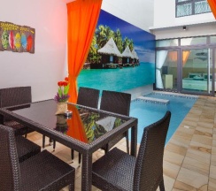 Вилла с 3 комнатами с балконом в Tropicana Pool Villa