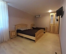 Семейный номер Superior Мансарда с 2 комнатами с красивым видом из окна в У Кристины