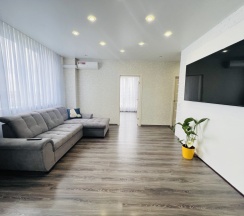 Квартира в Апартаменты на улица Виктора Денисова, 16к1