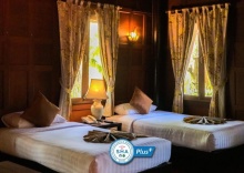 Двухместный номер Deluxe 2 отдельные кровати в Baan Amphawa Resort & Spa