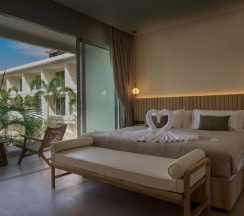 Номер Deluxe с балконом и с красивым видом из окна в Niranapa Boutique Resort
