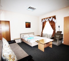 Трехместный номер в Med