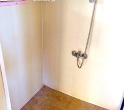 Коттедж с красивым видом из окна в Соло