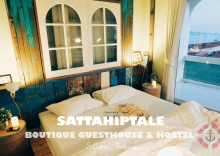 Номер Standard с балконом и с видом на море в Sattahiptale Boutique Guest House & Hostel